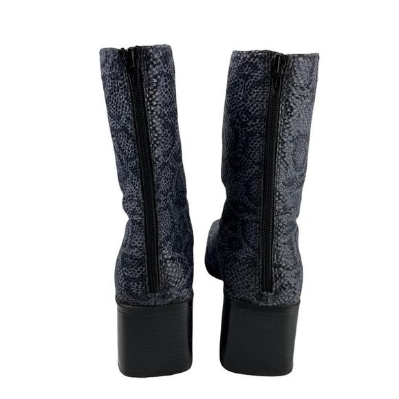 Vintage square toe chunky heel gray black snakeskin pattern fabric upper boot - Picture 6 of 7